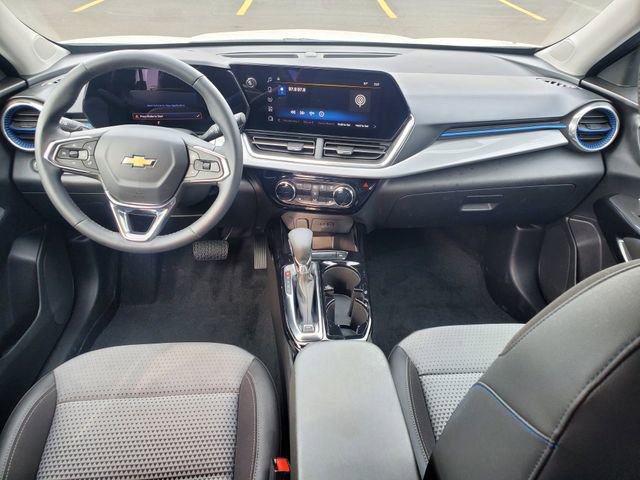 Certified 2024 Chevrolet Trax LT w/ Driver Confidence Package image 14