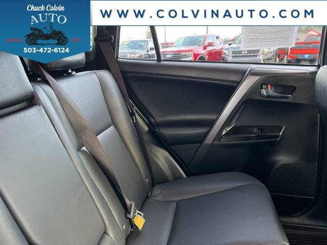Used 2016 Toyota RAV4 SE image 26