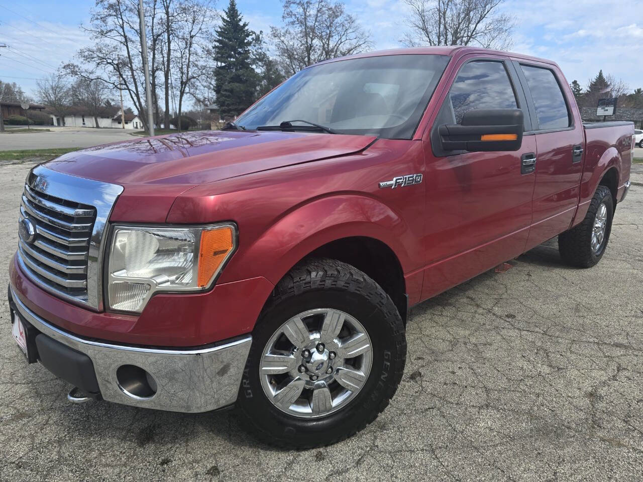 Used 2010 Ford F150 XLT image 1