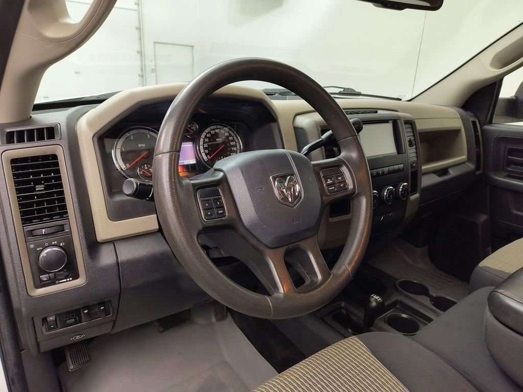 Used 2012 RAM 2500 ST w/ Chrome Appearance Group image 4