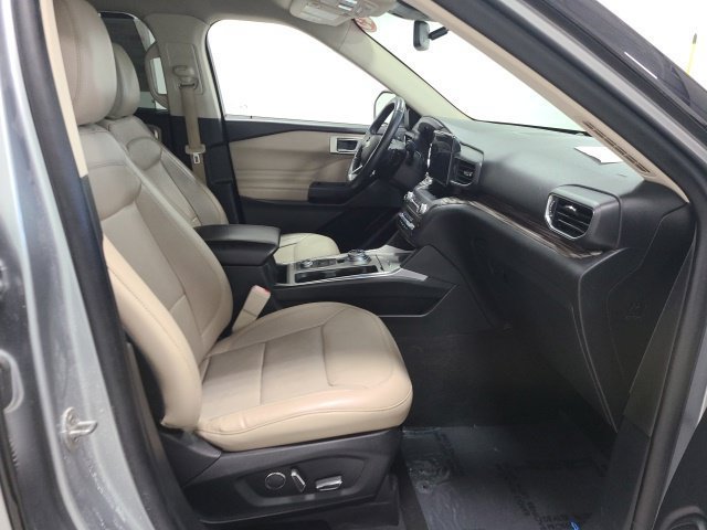 Used 2020 Ford Explorer Limited AWD/4WD image 11