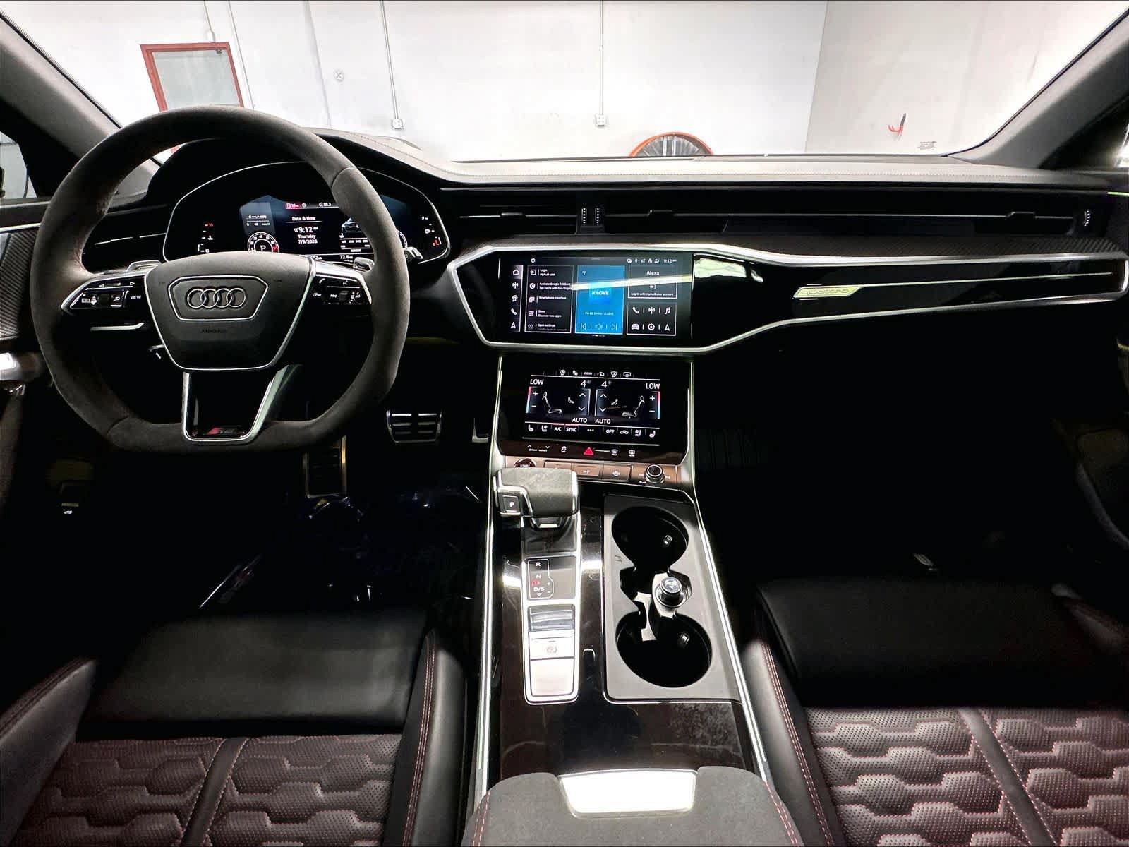 Used 2024 Audi RS 6 performance AWD/4WD image 17