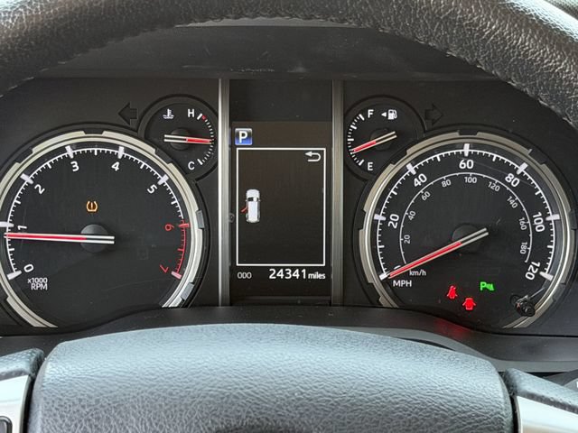 Used 2023 Toyota 4Runner Limited RWD image 17