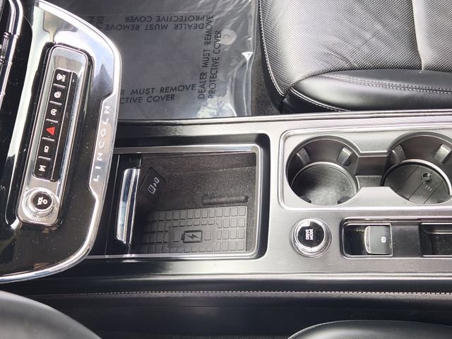 Used 2023 Lincoln Corsair Reserve w/ Equipment Group 201A FWD image 20