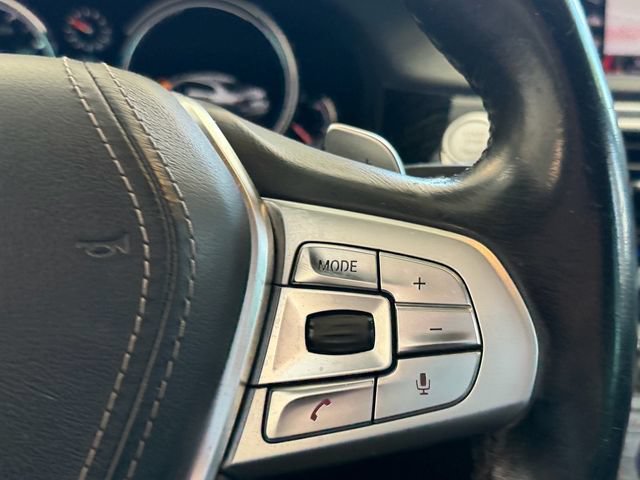 Used 2019 BMW 740i w/ M Sport Package RWD image 21