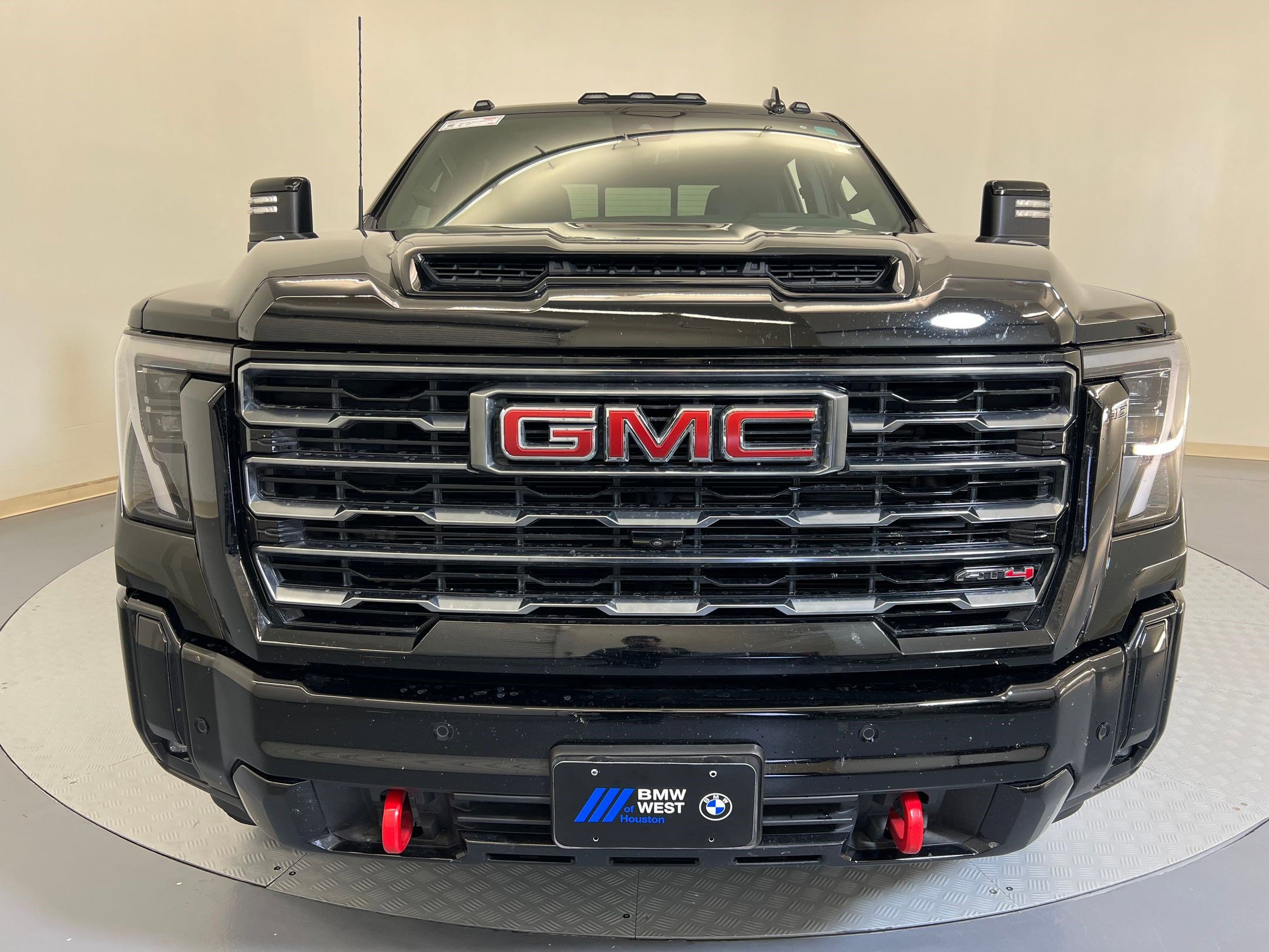 Used 2025 GMC Sierra 2500 AT4 w/ AT4 Premium Plus Package image 6