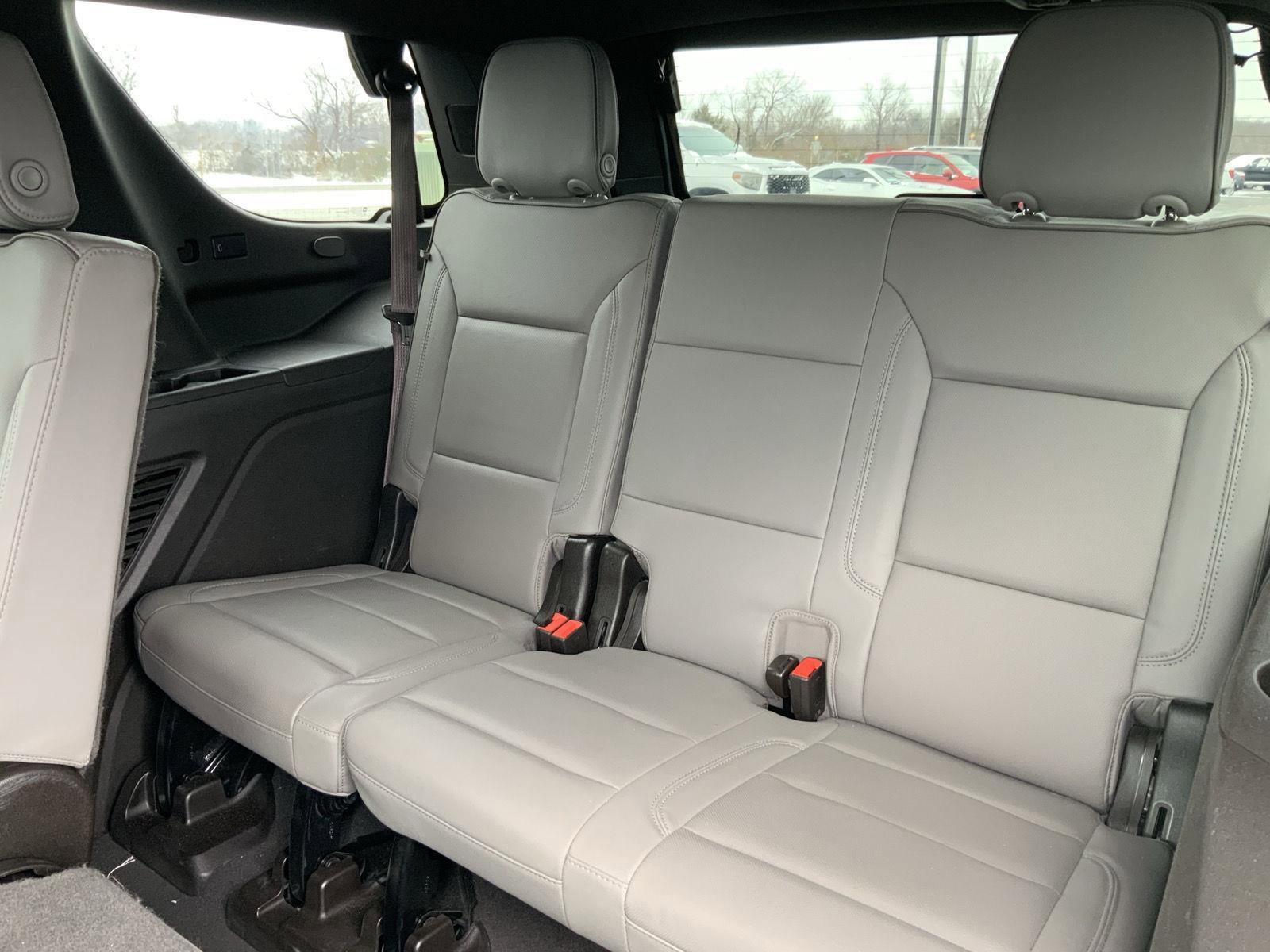 Used 2023 GMC Yukon SLT image 63