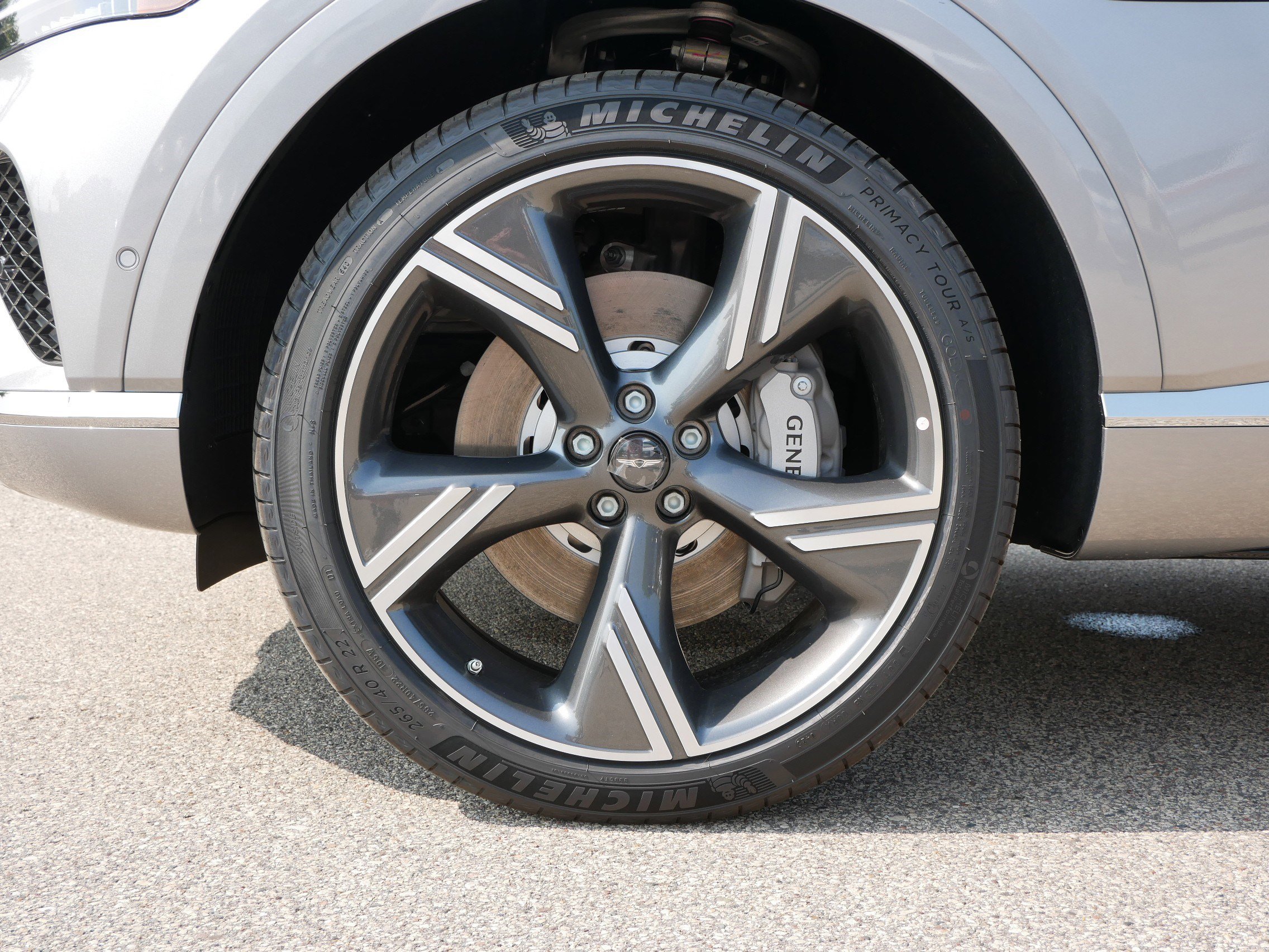 New 2025 Genesis GV80 3.5T Prestige image 3