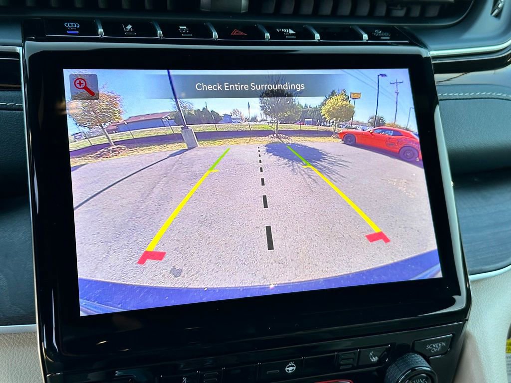 Used 2024 Jeep Grand Cherokee Limited 4xe w/ MOPAR Finishing Package AWD/4WD image 15