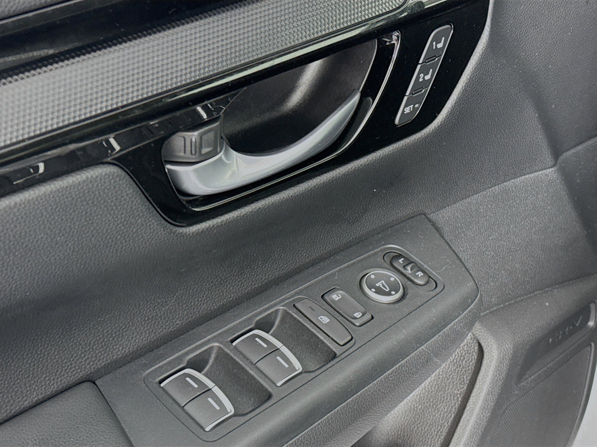 Certified 2024 Honda CR-V EX-L image 17