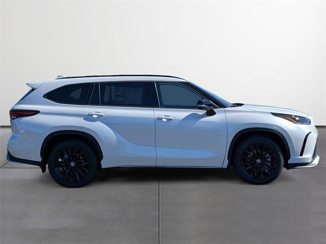 New 2026 Toyota Highlander XSE image 6