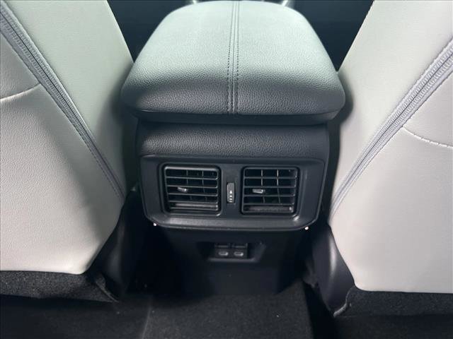 Used 2024 Toyota RAV4 Limited image 18