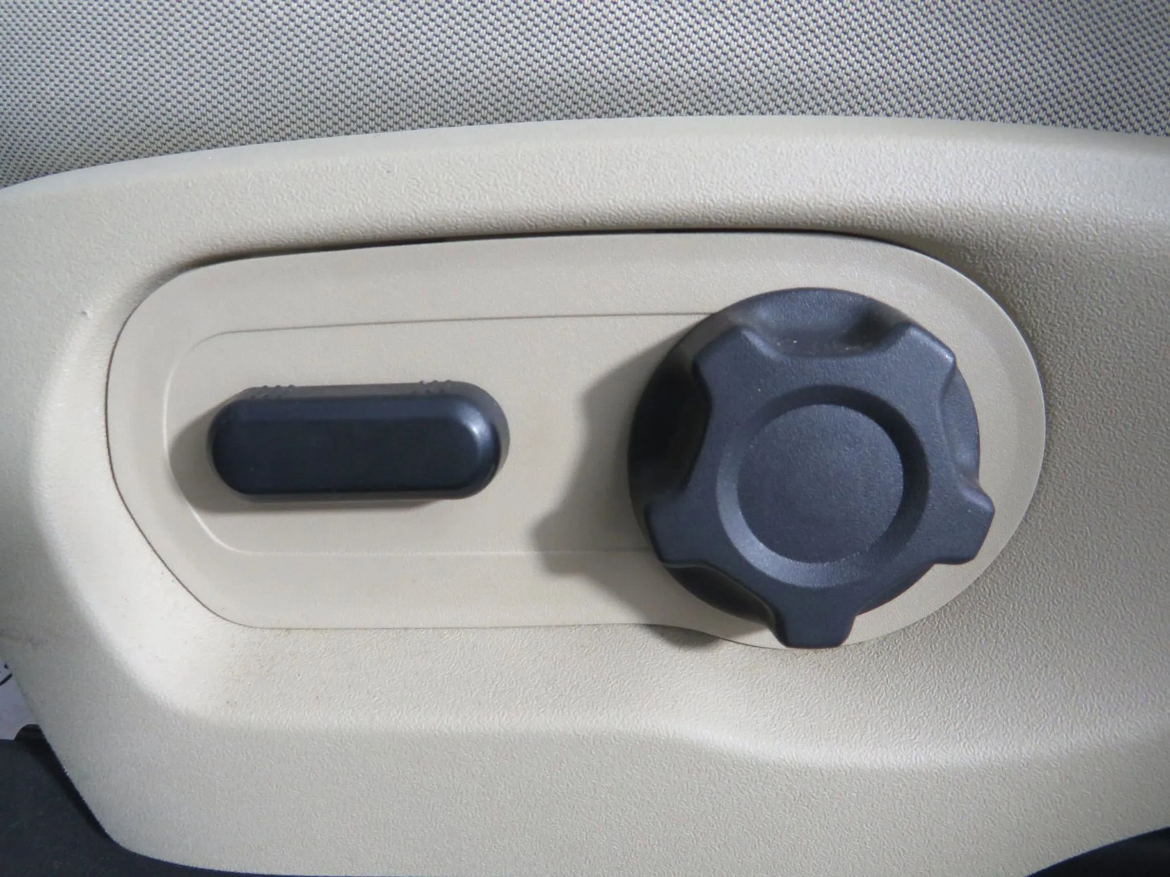 Used 2014 Ford Flex SE image 32