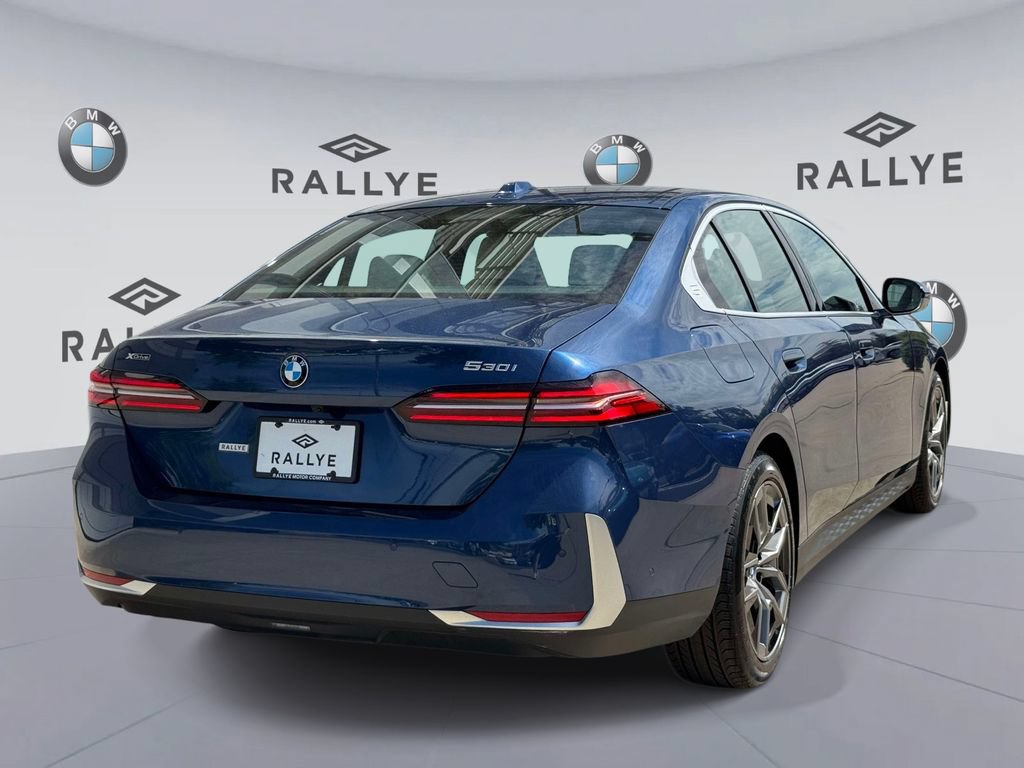 Certified 2026 BMW 530i xDrive w/ Premium Package AWD/4WD image 7