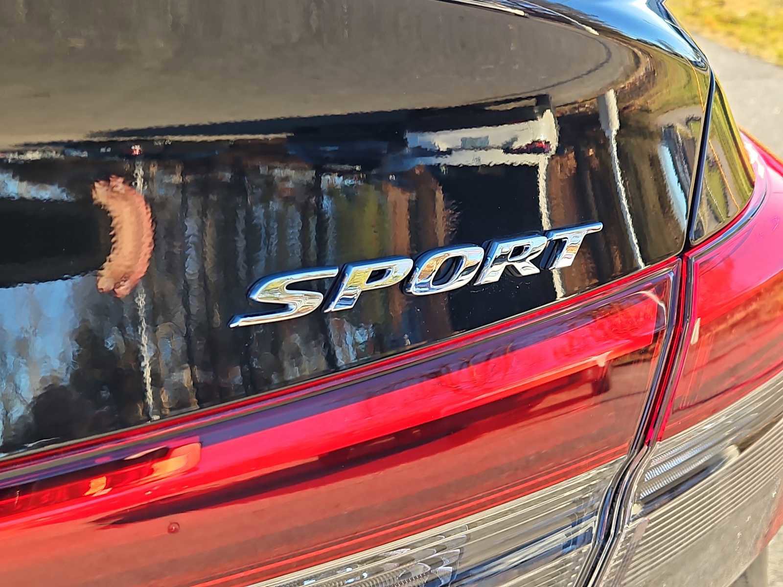 Used 2023 Honda Civic Sport image 5