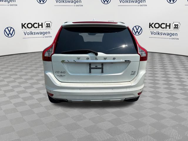 Used 2015 Volvo XC60 T6 w/ Proximity Package AWD/4WD image 7