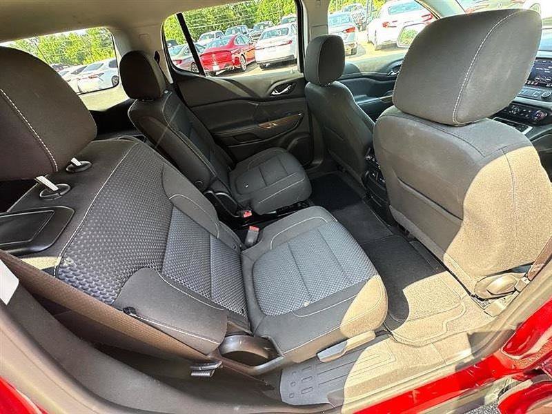 Used 2023 GMC Acadia SLE w/ Driver Convenience Package FWD image 45