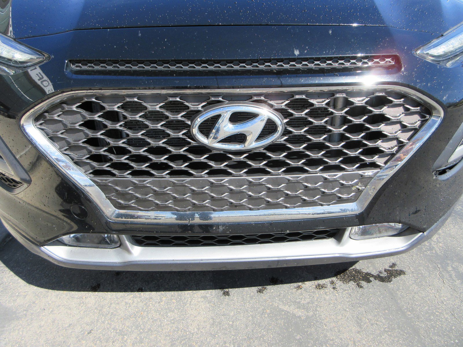 Used 2019 Hyundai Kona Limited image 16