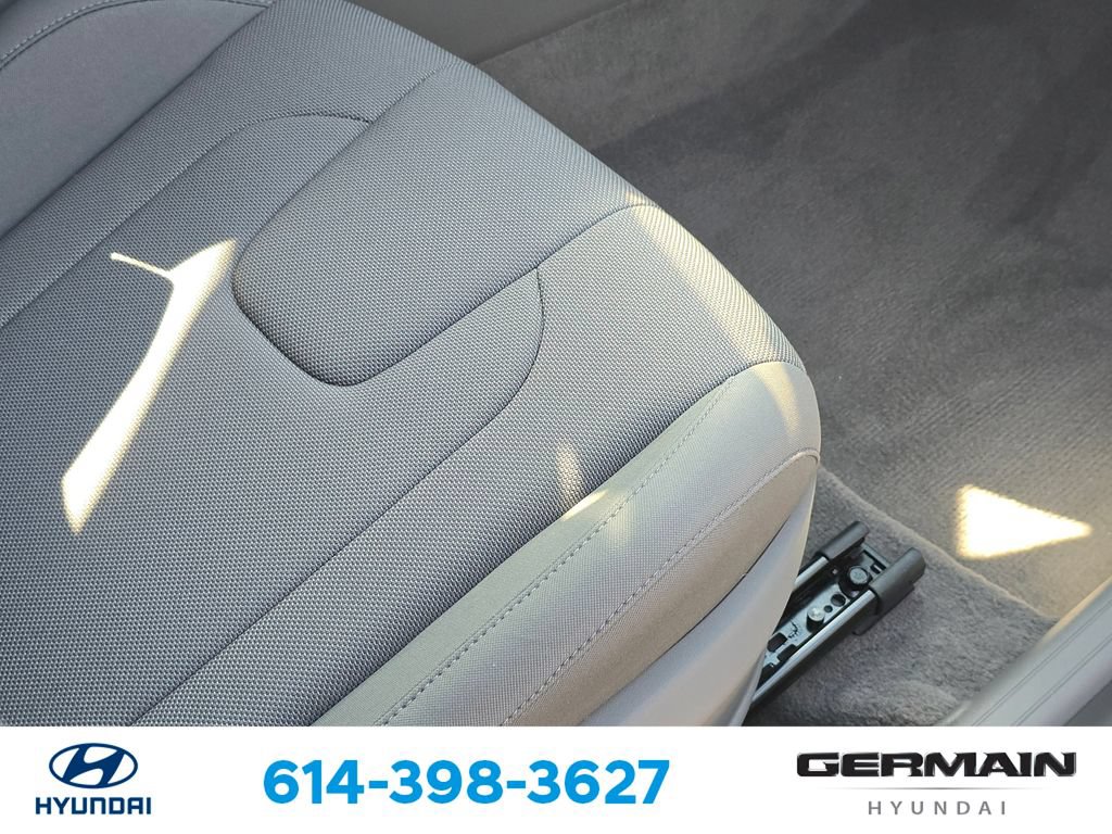 Certified 2026 Hyundai Elantra SE FWD image 27
