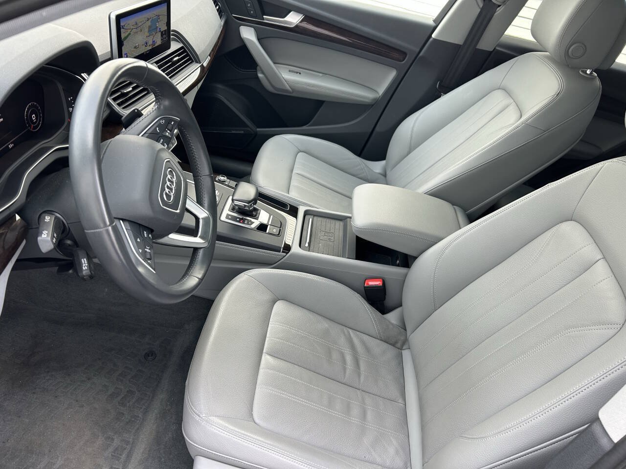 Used 2019 Audi Q5 2.0T Premium Plus w/ Premium Plus Package AWD/4WD image 31