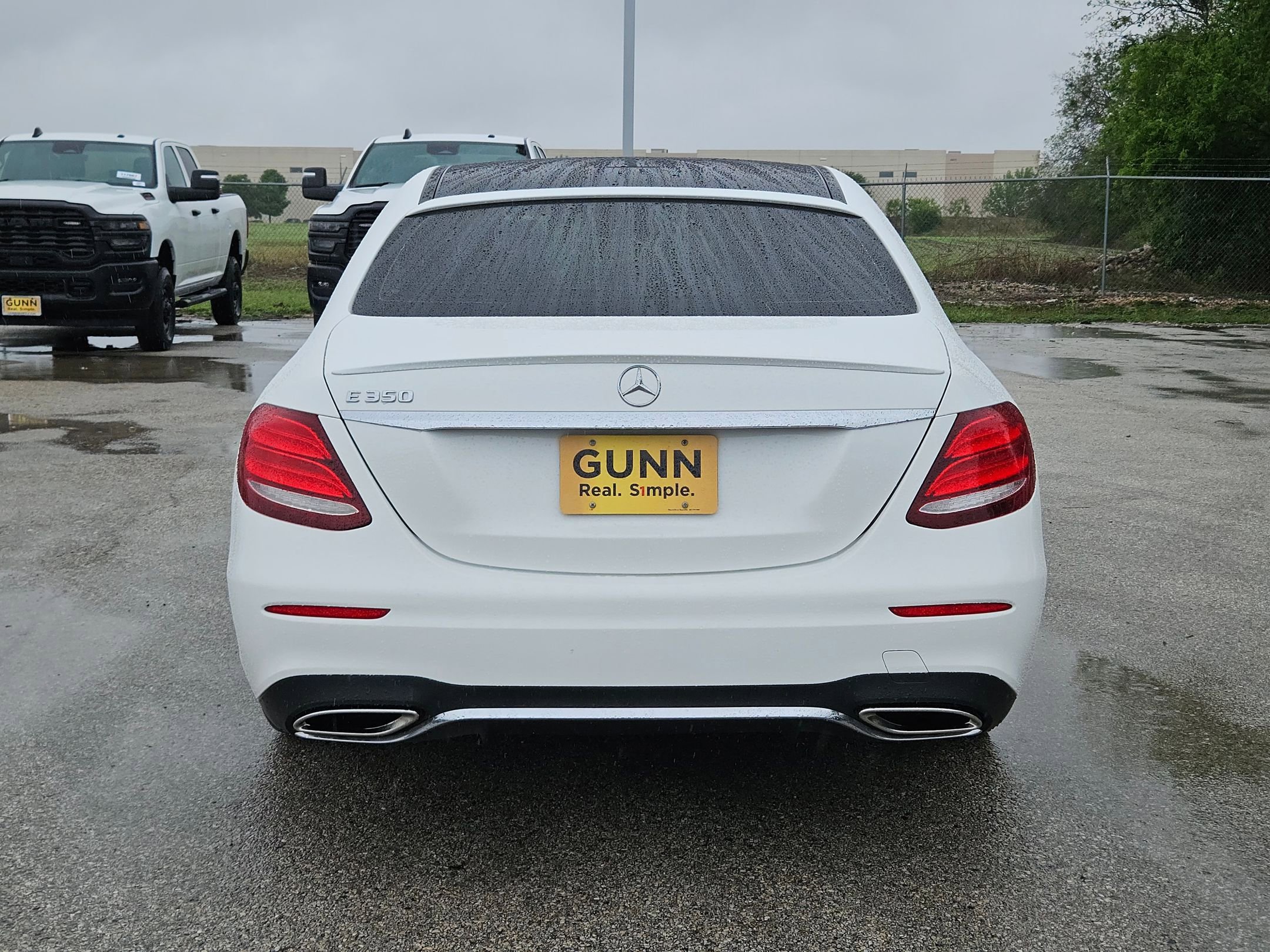 Used 2020 Mercedes-Benz E 350 Sedan image 4