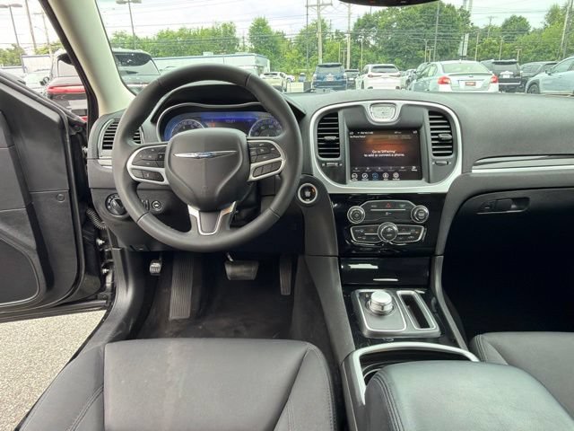 Used 2023 Chrysler 300 Touring w/ Sport Appearance Package AWD/4WD image 16