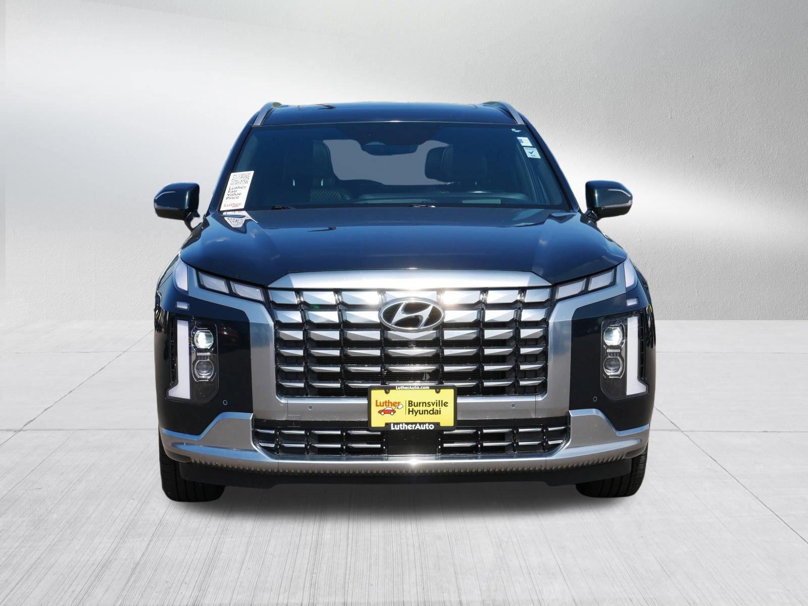 Certified 2023 Hyundai Palisade Calligraphy AWD/4WD image 2
