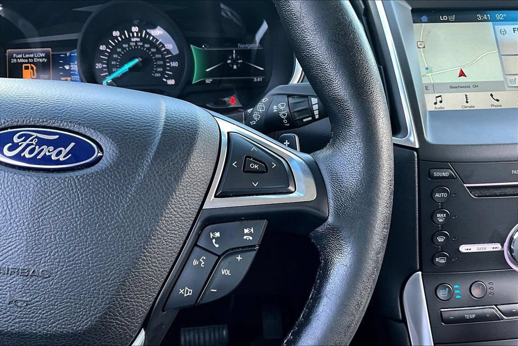 Used 2017 Ford Edge Titanium w/ Equipment Group 301A AWD/4WD image 12