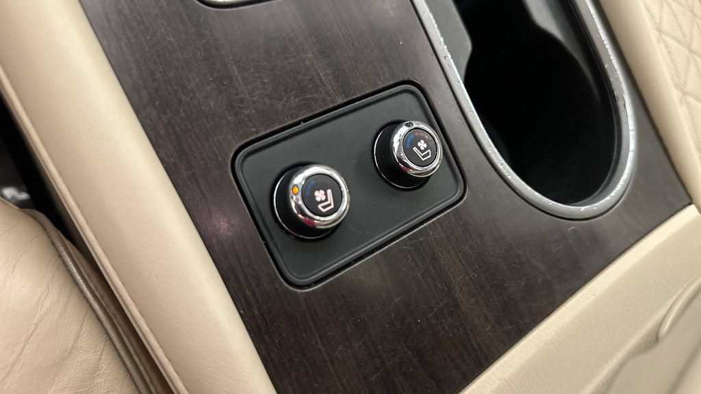 Certified 2019 Nissan Murano Platinum w/ Cargo Package AWD/4WD image 23