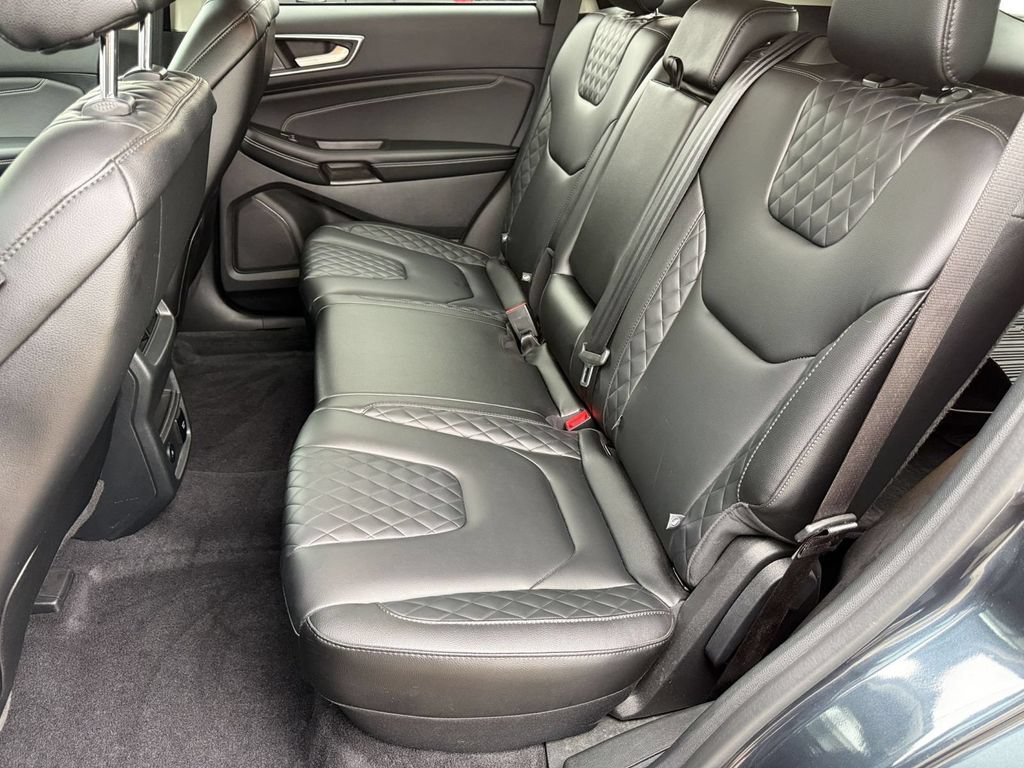 Used 2024 Ford Edge Titanium AWD/4WD image 25