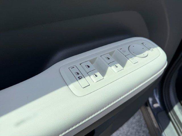 New 2027 Hyundai Santa Fe SEL AWD/4WD image 12