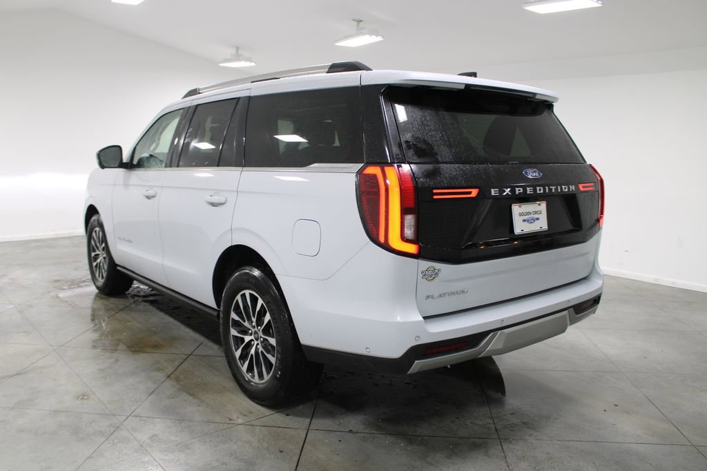 Used 2025 Ford Expedition Platinum AWD/4WD image 7