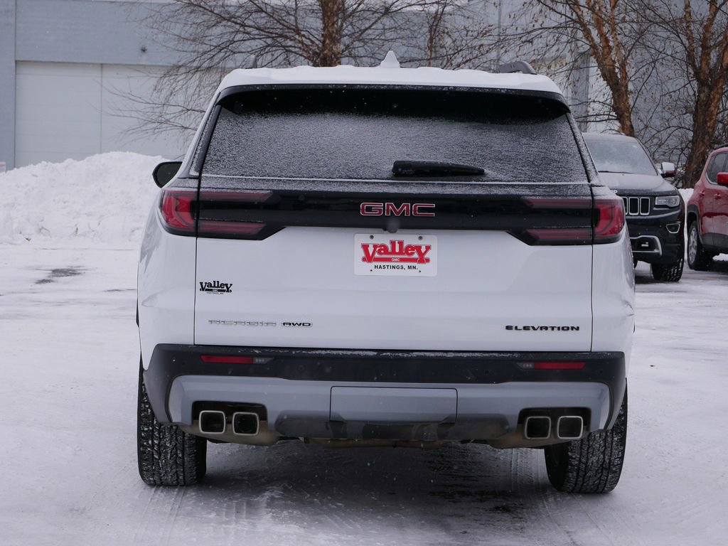 Used 2025 GMC Acadia Elevation w/ Elevation Premium Package image 6