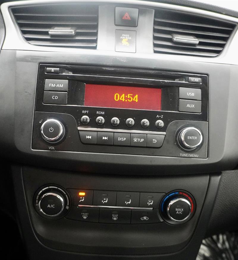 Used 2017 Nissan Sentra S FWD image 15