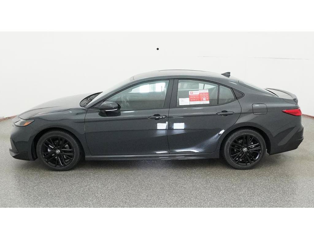 New 2026 Toyota Camry SE FWD image 4