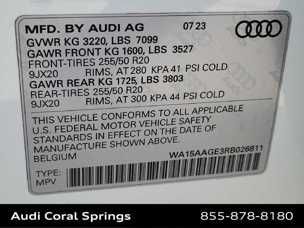 Certified 2024 Audi Q8 e-tron Premium Plus AWD/4WD image 29