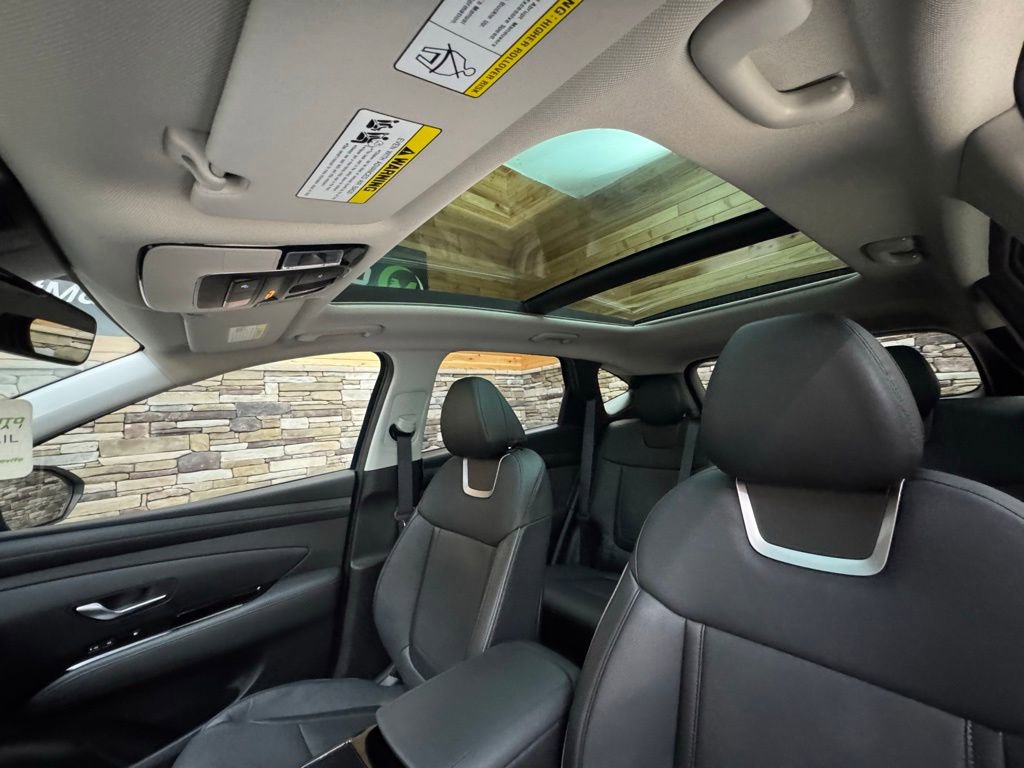 Certified 2025 Hyundai Tucson Limited image 35