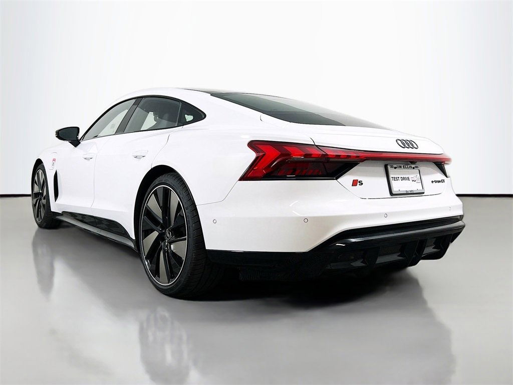 New 2026 Audi S e-tron GT Prestige image 5