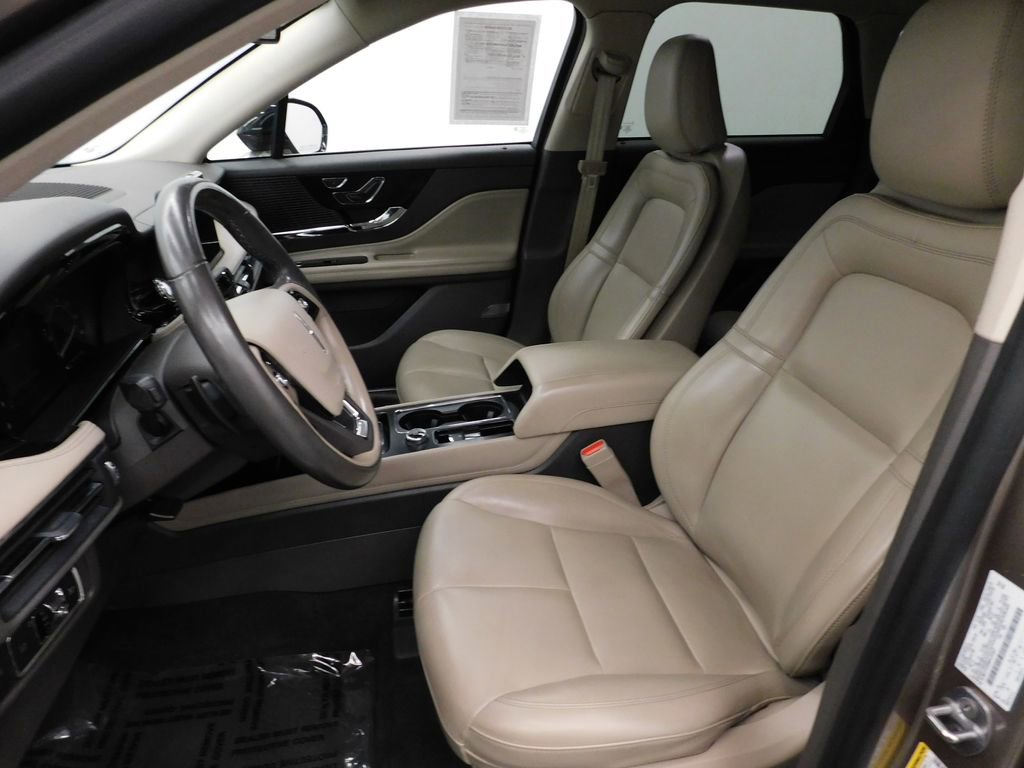 Used 2021 Lincoln Corsair Standard w/ Equipment Group 101A image 19