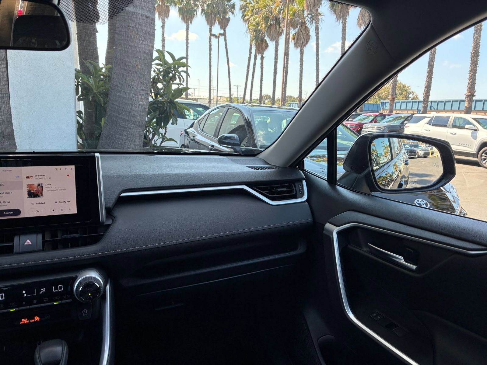 Used 2025 Toyota RAV4 XLE w/ Convenience Package AWD/4WD image 37