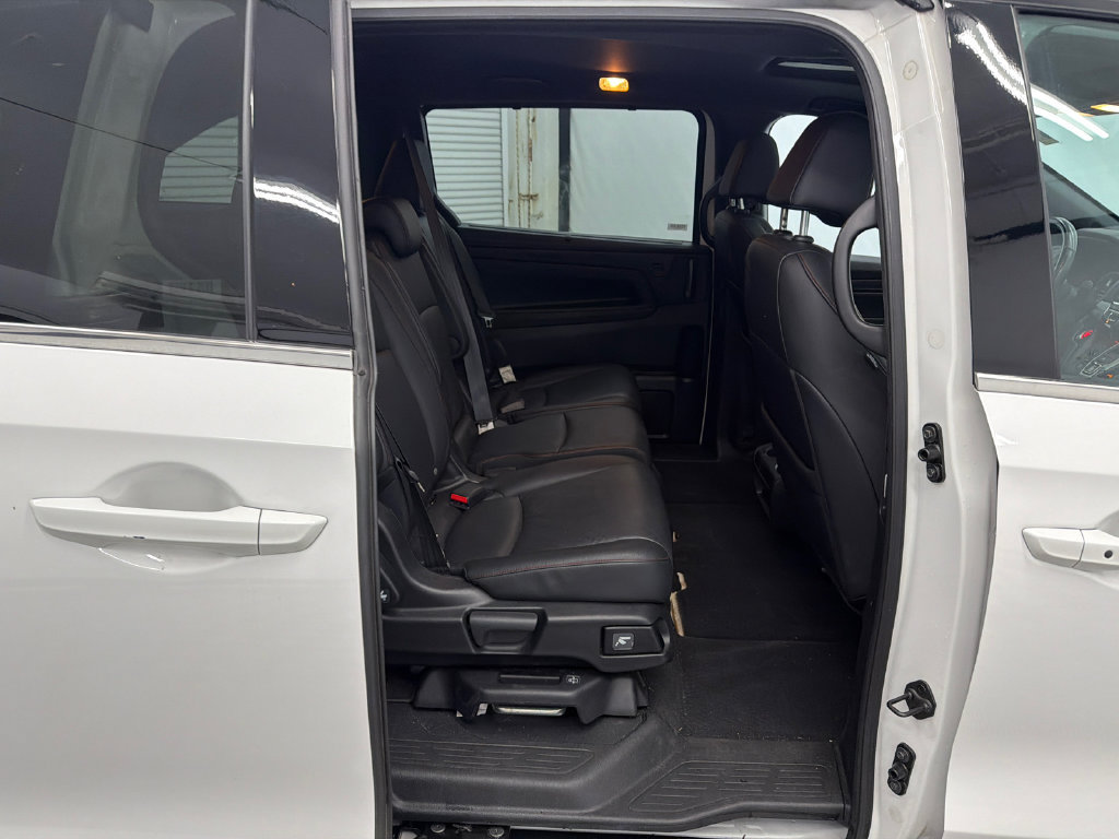 Used 2025 Honda Odyssey Sport-L image 17