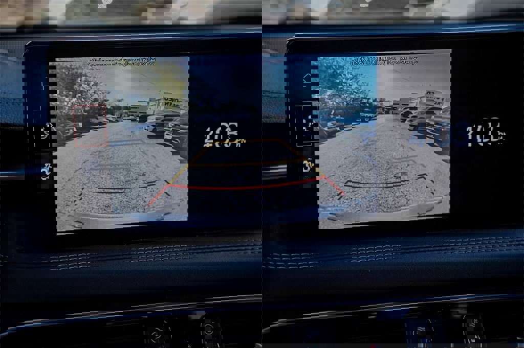 Used 2022 Genesis G70 3.3T image 22