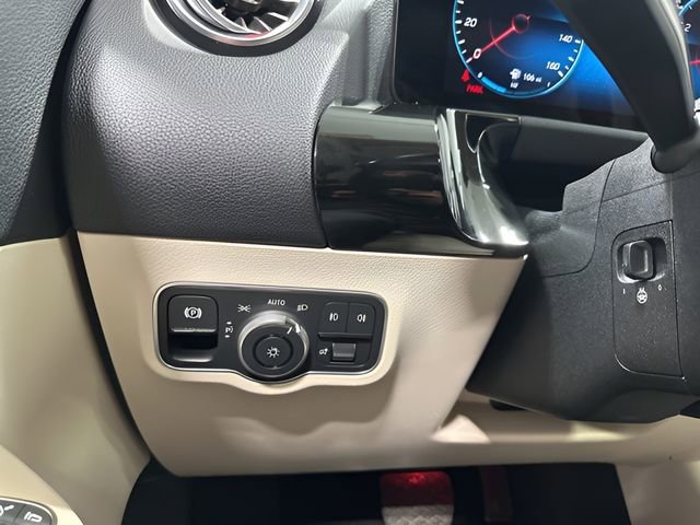 Certified 2023 Mercedes-Benz GLA 250 4MATIC image 16