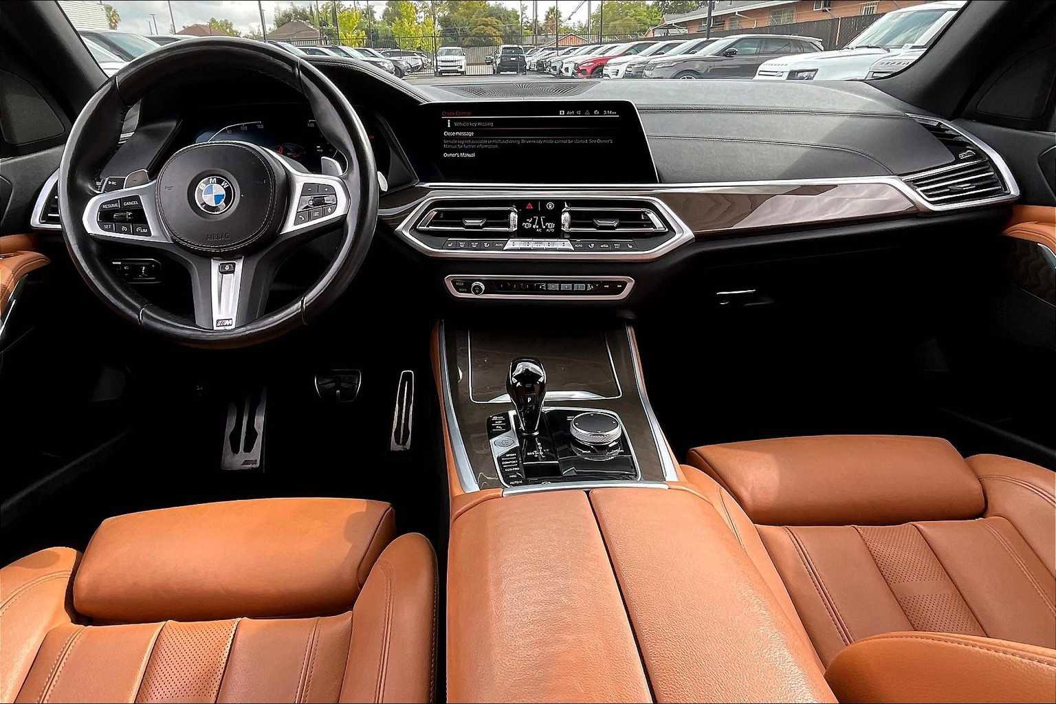 Used 2022 BMW X5 xDrive40i w/ M Sport Package image 18