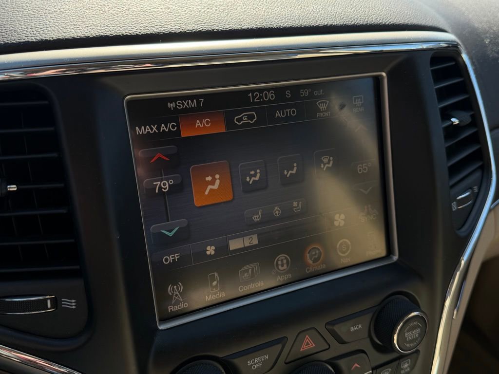 Used 2015 Jeep Grand Cherokee Overland image 21