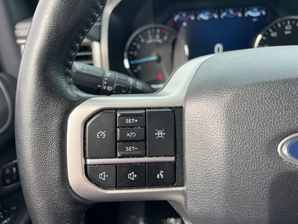 Used 2024 Ford Expedition Max XLT image 16