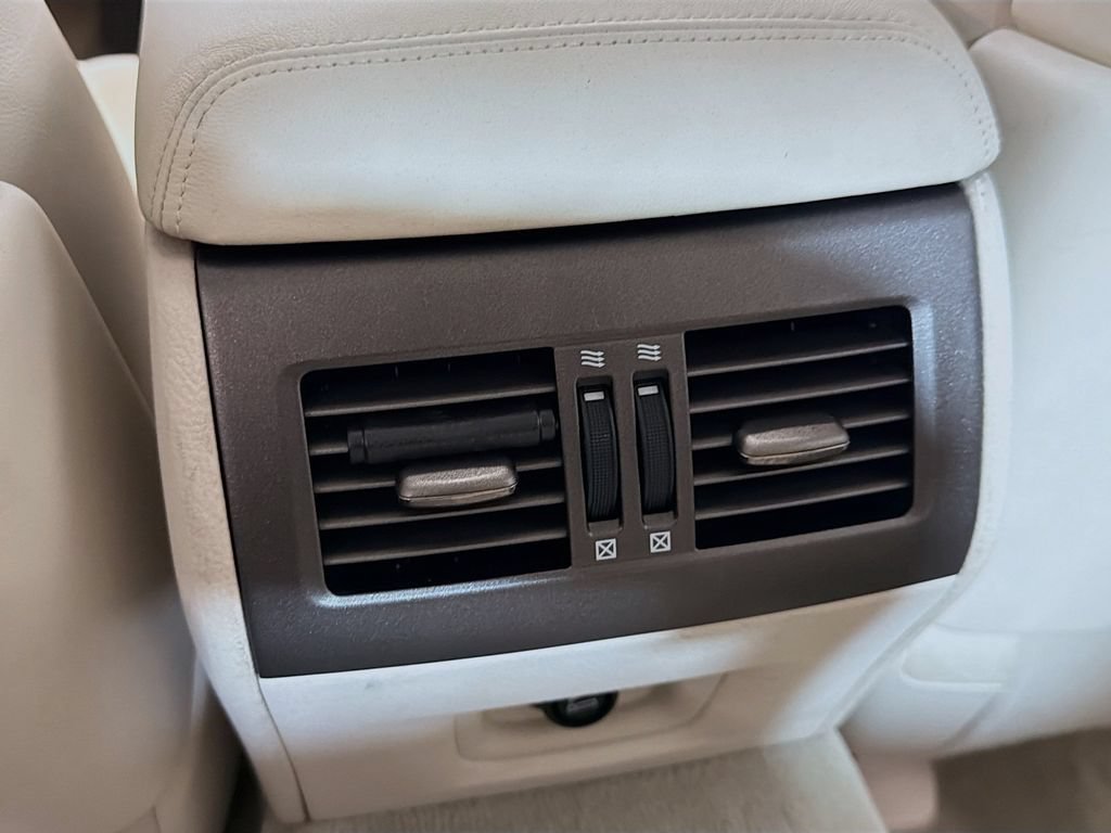 Used 2008 Lexus LS 460 RWD image 27