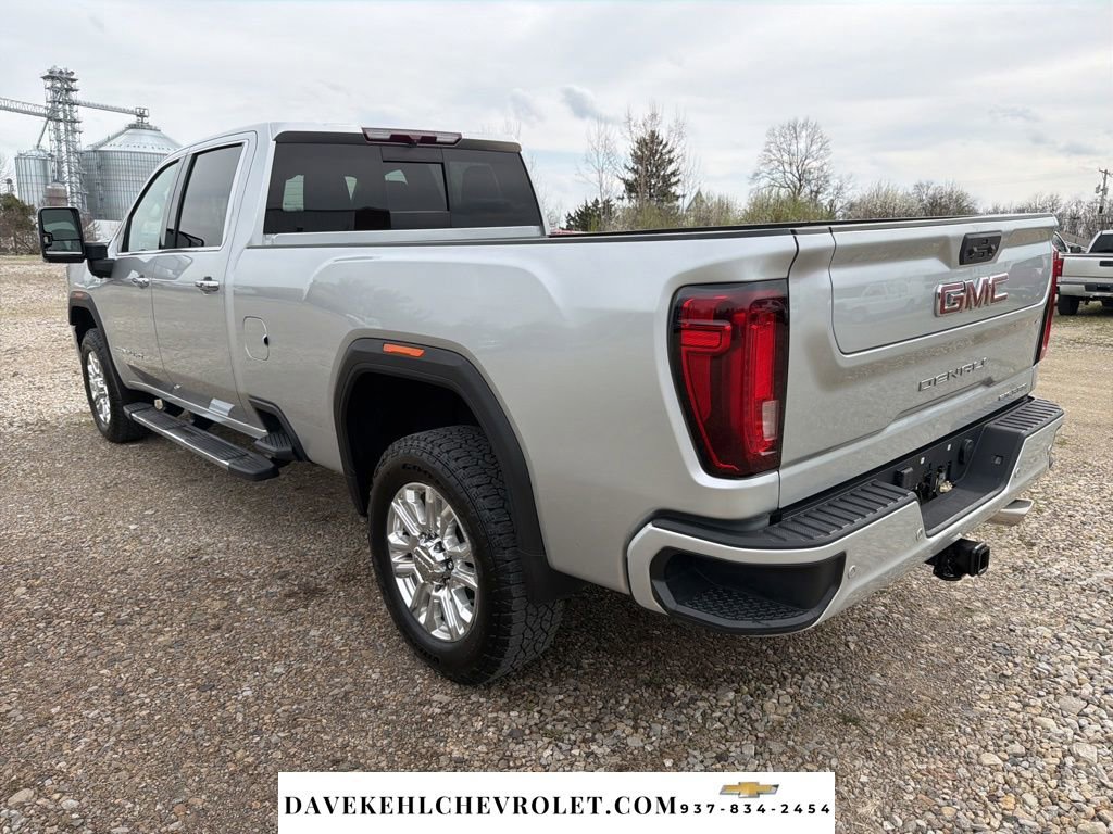 Used 2021 GMC Sierra 3500 Denali image 3