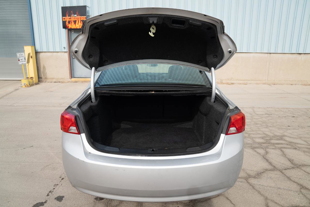 Used 2020 Chevrolet Impala LT image 16