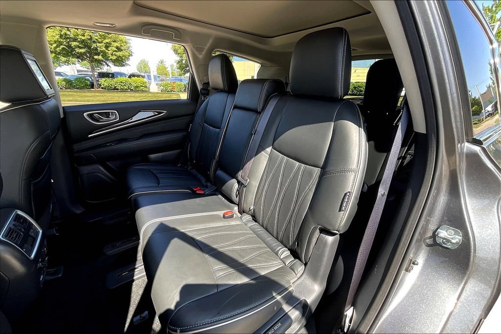 Certified 2020 INFINITI QX60 Luxe w/ Sensory Package AWD/4WD image 29